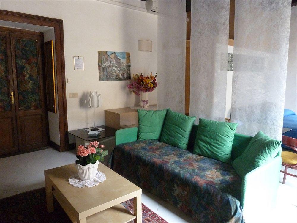Bb Santa Rosa Bed and Breakfast Viterbo Eksteriør billede