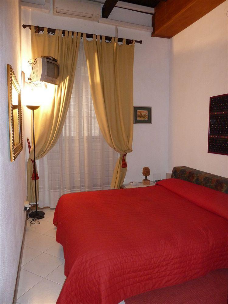 Bb Santa Rosa Bed and Breakfast Viterbo Eksteriør billede