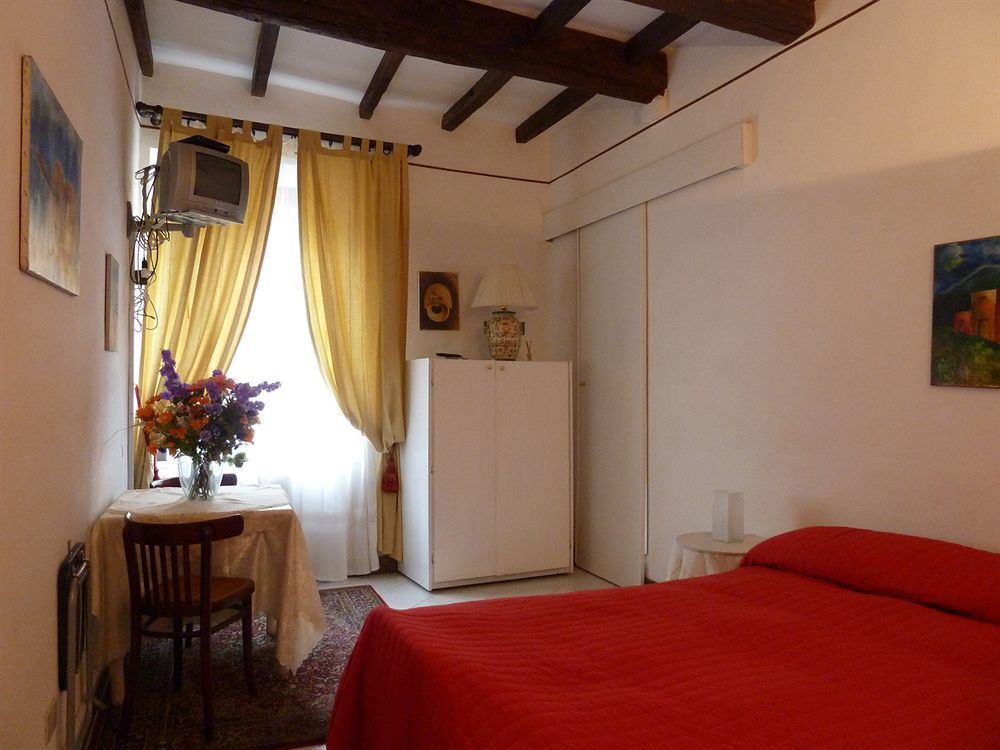 Bb Santa Rosa Bed and Breakfast Viterbo Eksteriør billede