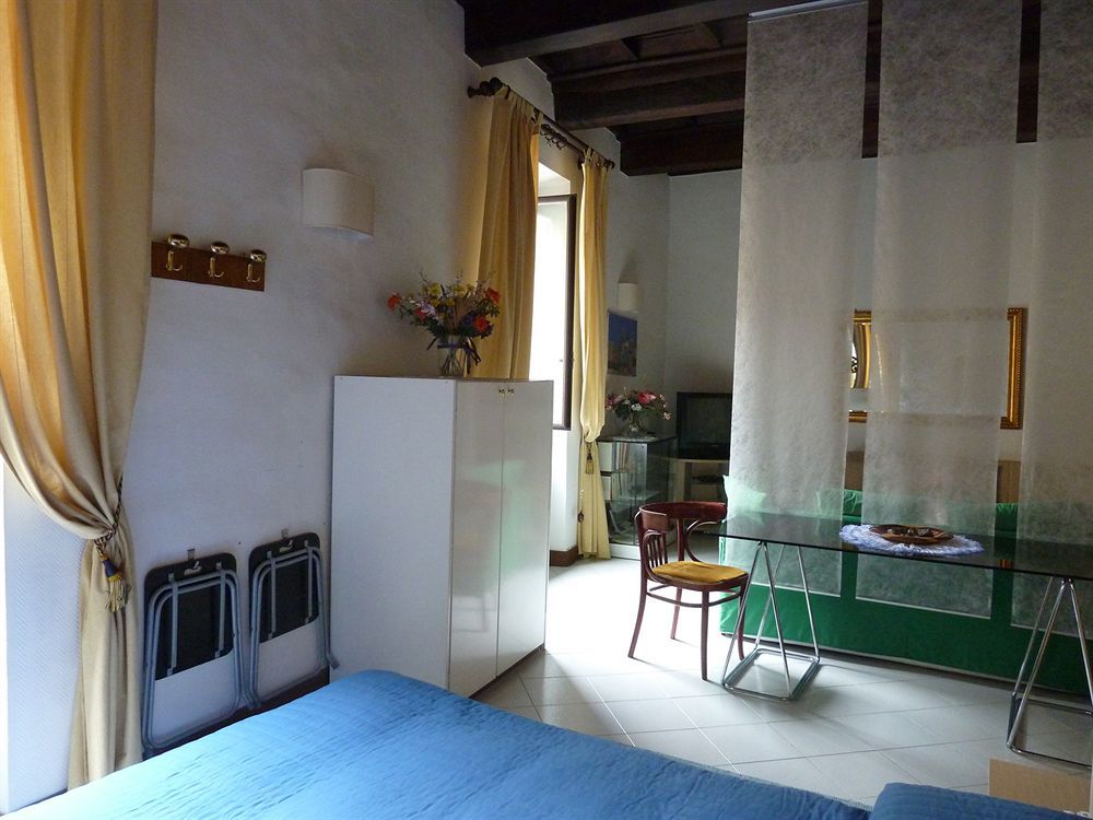 Bb Santa Rosa Bed and Breakfast Viterbo Eksteriør billede