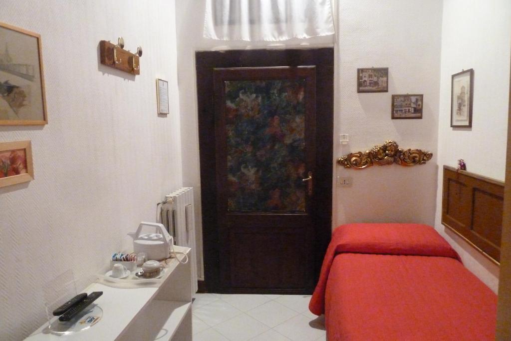 Bb Santa Rosa Bed and Breakfast Viterbo Værelse billede